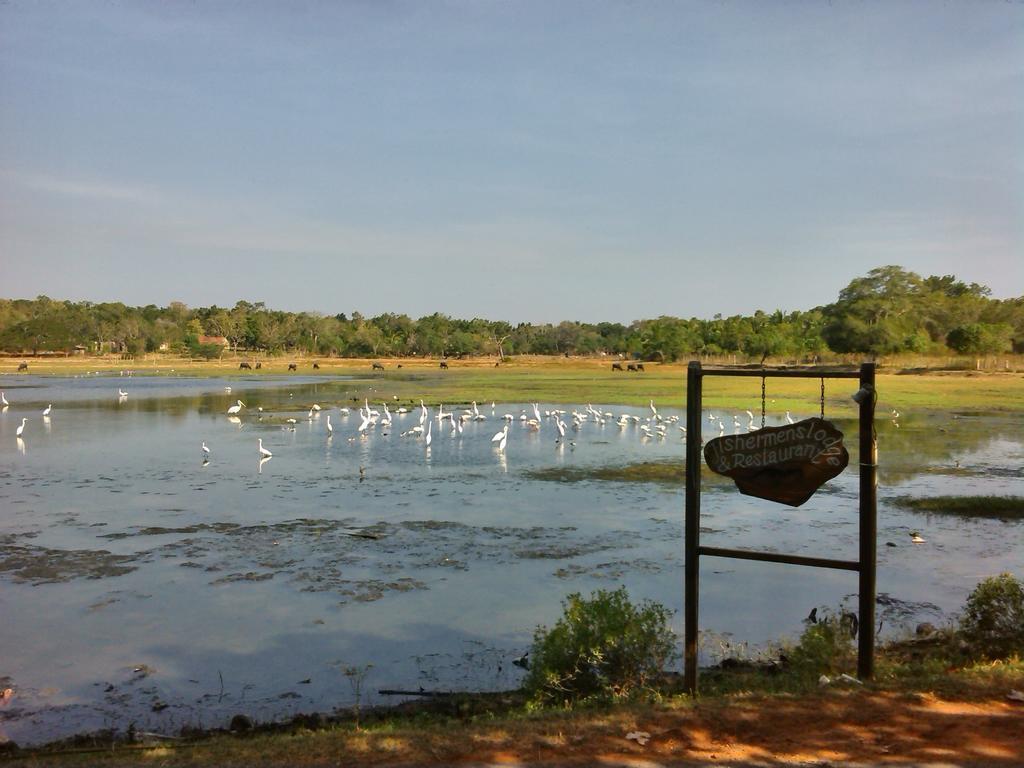 Fishermens Lodge & Restaurant Ranna 外观 照片